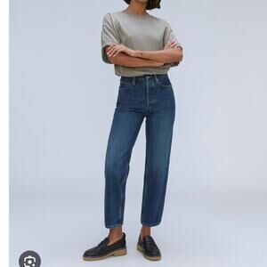 Everlane High-Rise Slim Straight 28 Button Fly Closure